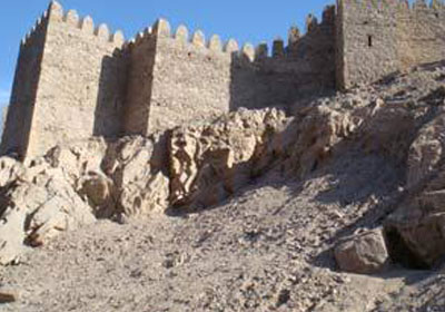 قلعة " ثارو " شرق السويس - أرشيفية